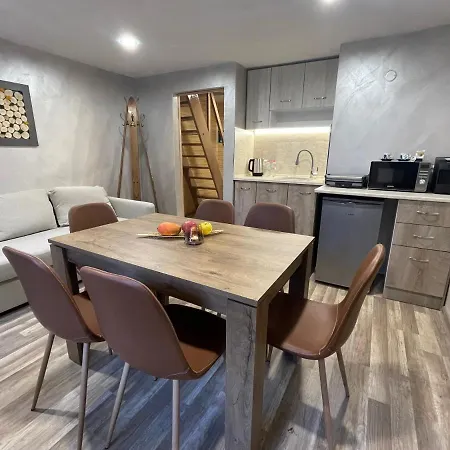 Boro Village Apartament *