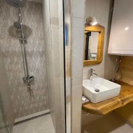 Boro Village Apartment