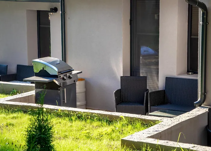 Boro Village Apartament *